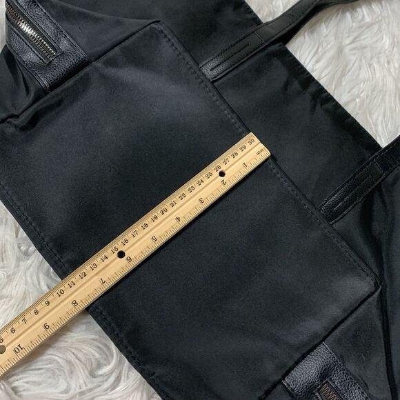 BOTKIER Black tote bag zip top zip/slip interior pockets decorative side zips - Picture 13 of 15